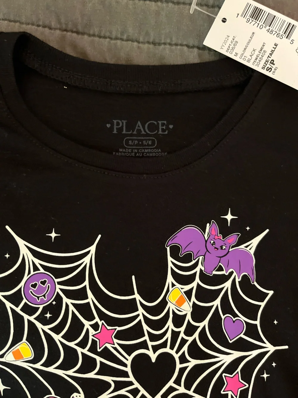 The Children's Place Black Short Sleeve Halloween Spiderweb Tee with Purple Bat